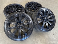 19 inch lombartho  velgen + vierseizoenenbanden Renault Megane