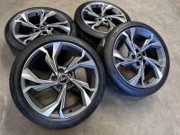 18 inch originele velgen +  zomerbanden Audi A3 S3 8Y 8Y0601025H set 1
