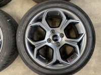 17 inch originele velgen + zomerbanden Ford Ecosport CN15-J4B