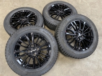 14 inch originele velgen + Kumho winterbanden Kia Picanto (MR50G) zwart