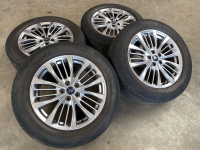18 inch originele Ford Kuga MK3 velgen met vierseizoenenbanden LV4J-1007-A1A