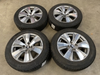 16 inch originele velgen + winterbanden Peugeot 2008 9813557977