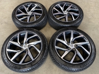 18 inch originele R line velgen + winterbanden Volvo V60 31471311 set 5