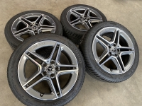 18 inch originele AMG velgen + vierseizoenenbanden Mercedes A B klasse CLA antraciet A1774011500