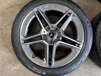 18 inch originele AMG velgen + zomerbanden Mercedes A B klasse CLA antraciet A1774011500