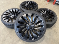 20 inch originele Turbin velgen + winterbanden Tesla Model 3