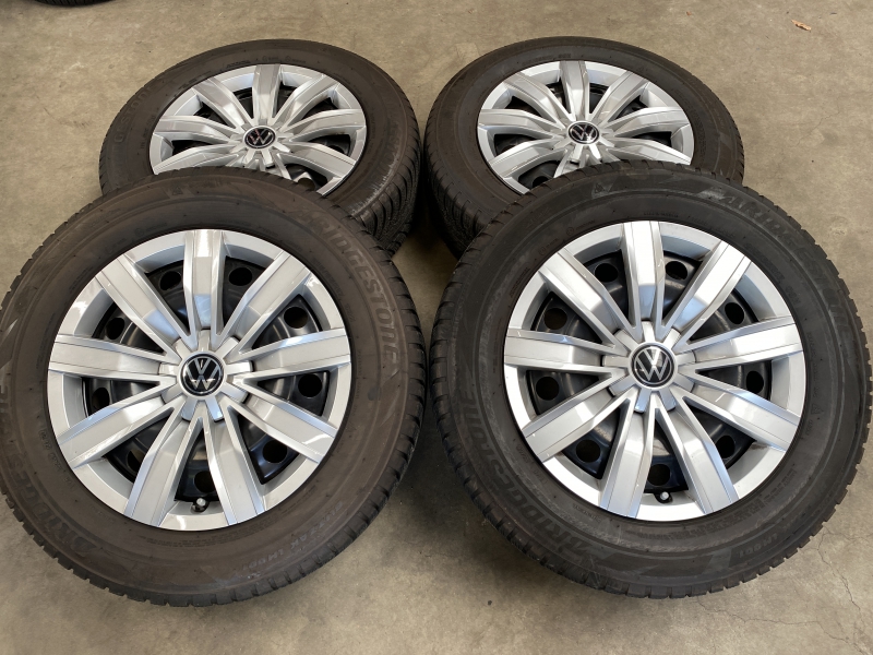 17 inch originele stalen velgen + winterbanden Volkswagen Tiguan SET D