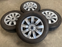 17 inch originele stalen velgen + winterbanden Volkswagen Tiguan SET D