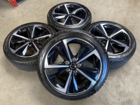 17 inch originele velgen + winterbanden Opel Astra L  9847065380 set 2