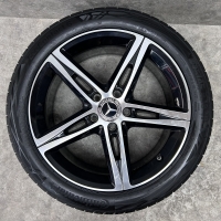 18 inch originele velgen + zomerbanden Mercedes A B klasse CLA A1774010700&nbsp;set 1