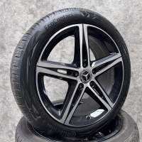 18 inch originele velgen + zomerbanden Mercedes A B klasse CLA A1774010700&nbsp;set 1