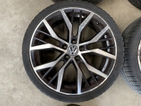 19 inch Santiago velgen + banden Volkswagen Golf