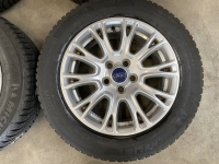 16 inch originele velgen + winterbanden Ford Focus