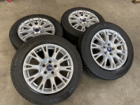 16 inch originele velgen + winterbanden Ford Focus