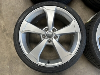 19 inch originele rotor velgen + zomerbanden Audi A3 S3 RS3 8V0601025ES 