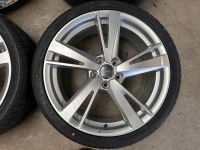 19 inch originele audi sport velgen + zomerbanden Audi A3 S3 RS3 8V0601025EJ ET42