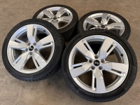 19 inch originele  velgen + winterbanden Audi A6 80A601025D