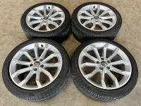 18 inch originele velgen + zomerbanden Audi A4 B9 8W0601025H set 1