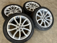 18 inch originele velgen + zomerbanden Audi A4 B9 8W0601025H set 1