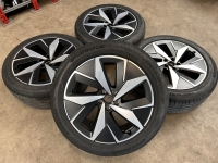 20 inch originele Ystad velgen + Hankook zomerbanden Volkswagen ID.4 11G601025D 11G601025E