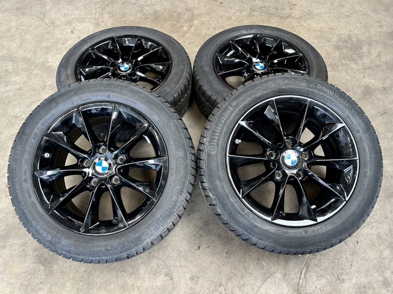 16 inch originele velgen + winterbanden BMW 1 serie F20 style 411 zwart