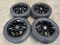 16 inch originele velgen + winterbanden BMW 1 serie F20 style 411 zwart