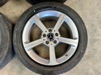 17 inch originele velgen + zomerbanden Mercedes A, B klasse CLA  A1774011200