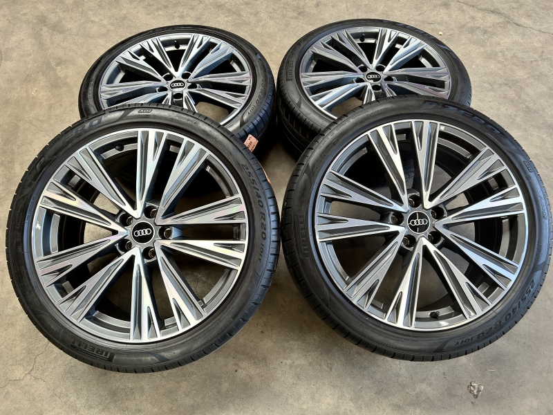 20 inch originele velgen + zomerbanden Audi A6 (4K C8) 4K0601025J