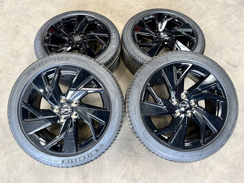 17 inch originele velgen + Michelin zomerbanden Opel Astra L 9843281580 set 1