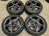 18 inch originele C43 AMG velgen + zomerbanden Mercedes C klasse W205 A2054011100