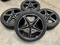 18 inch originele C43 AMG velgen + zomerbanden Mercedes C klasse W205 A2054011100