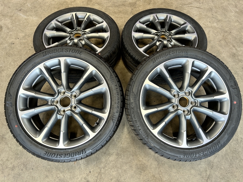 18 inch originele velgen + Bridgestone zomerbanden Fiat 500X 735711516