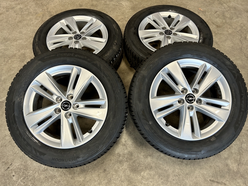 17 inch originele velgen + winterbanden Opel Grandland X, Peugeot 3008 00518C12