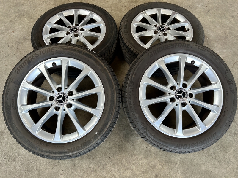 17 inch originele velgen + zomerbanden Mercedes A, B klasse CLA  A1774010300 set 1