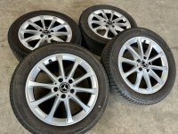 17 inch originele velgen + zomerbanden Mercedes A, B klasse CLA  A1774010300 set 1