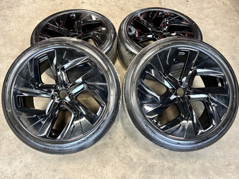 21 inch originele velgen + zomerbanden Volkswagen ID.Buzz 12G601025F 12G601025G zwart