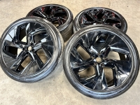 21 inch originele velgen + zomerbanden Volkswagen ID.Buzz 12G601025F 12G601025G zwart