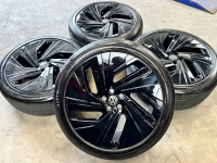 21 inch originele Narvik velgen Volkswagen ID.Buzz + zomerbanden 12D601025D / 12D601025E