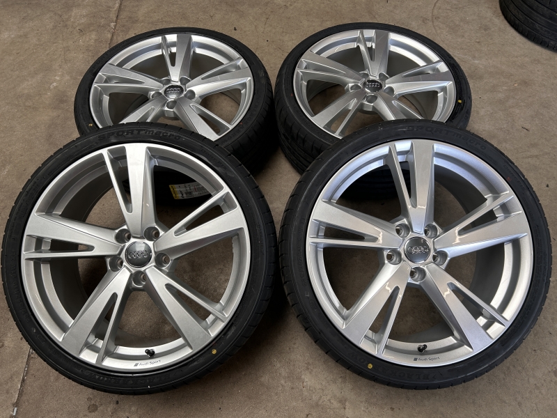 19 inch originele audi sport velgen + zomerbanden Audi A3 S3 RS3 8V0601025FH ET49