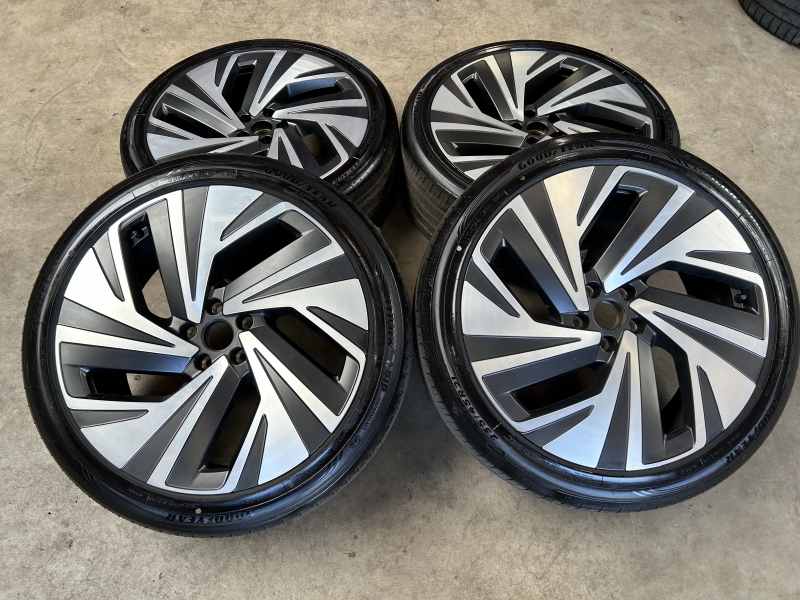 21 inch originele Narvik velgen Volkswagen ID.4 + zomerbanden  11G601025F / 11G601025G