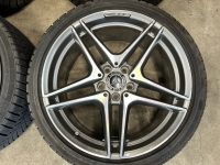 19 inch originele C63 AMG velgen + winterbanden Mercedes C klasse A2054011900 A2054013600 set 1