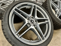 19 inch originele C63 AMG velgen + winterbanden Mercedes C klasse A2054011900 A2054013600 set 2