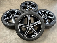 18 inch originele velgen + zomerbanden Mercedes A B klasse CLA A1774010700 set 2