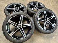 18 inch originele velgen + zomerbanden Mercedes A B klasse CLA A1774010700 set 2