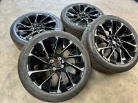 17 inch originele Alpine velgen + zomerbanden Renault Clio V 403000990R