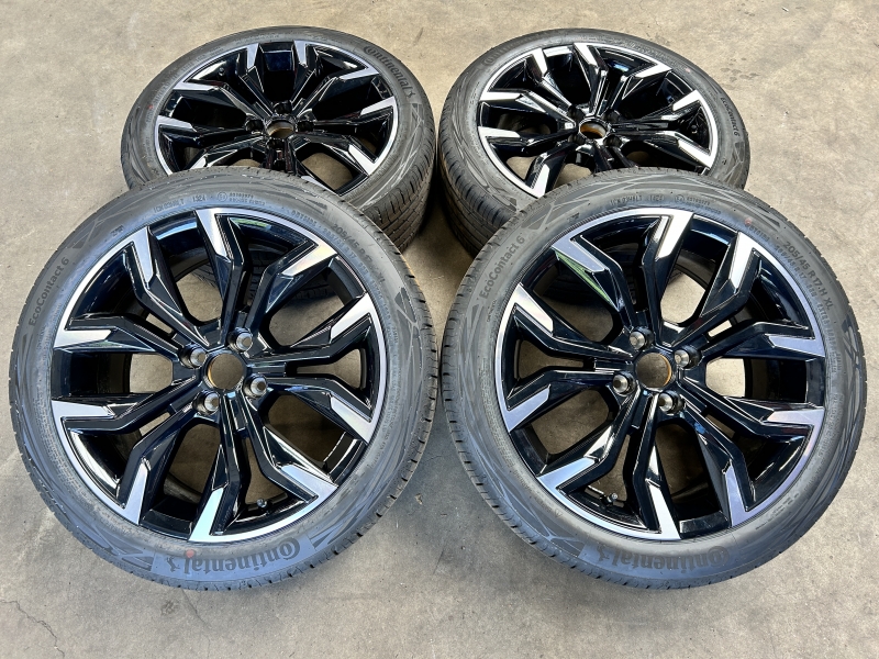 17 inch originele velgen + zomerbanden Renault Clio V 403003526R