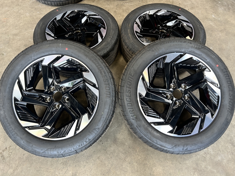 18 inch originele velgen + zomerbanden Nissan Qashqai R498755