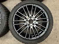 18 inch originele velgen + winterbanden Mercedes C klasse W206 A2064014900 set 1