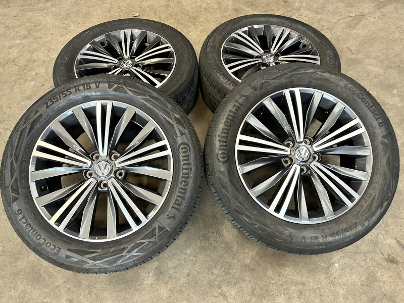 18 inch originele Nizza velgen + zomerbanden Volkswagen Tiguan 5NN601025L set 2