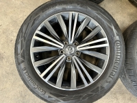 18 inch originele Nizza velgen + zomerbanden Volkswagen Tiguan 5NN601025L set 2